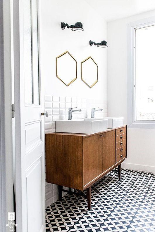 Hexagon mirror
